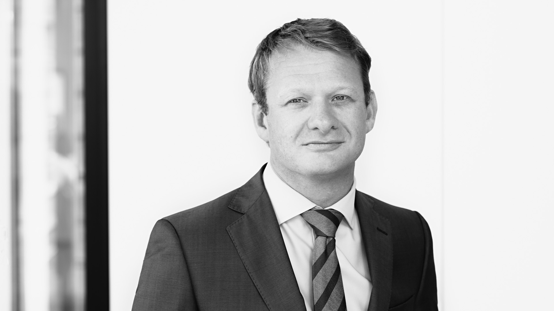 James_Stevens_RP_BEL_920_1080_bw_DSF3986